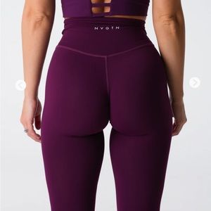 NVGTN PLUM Signature 2.0 Leggings
